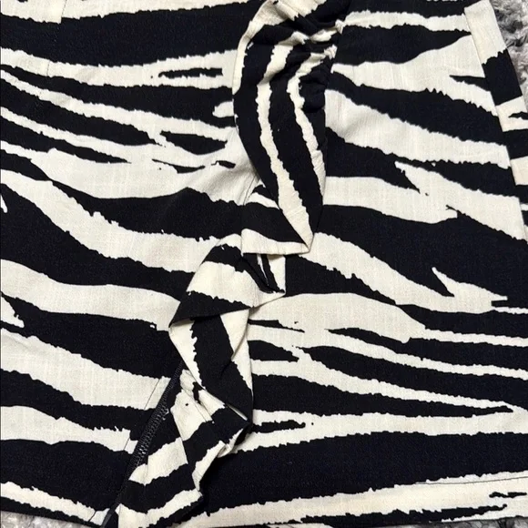 Free People Black and White Wrap Mini Skirt - Picture 6 of 8